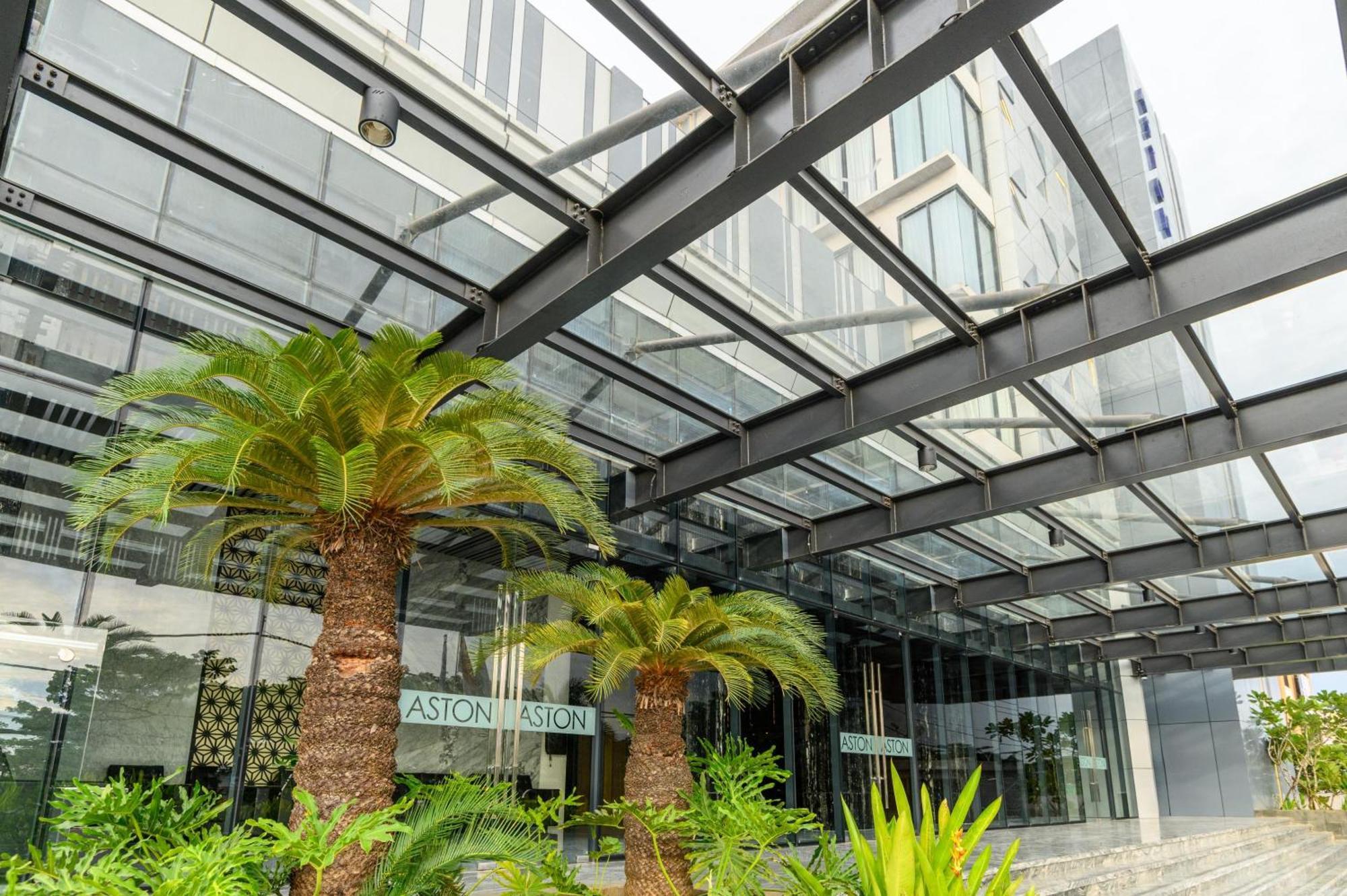 Aston Sorong Hotel & Conference Center Exterior foto